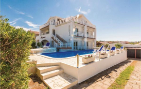 7 Bedroom Gorgeous Home In Zadar